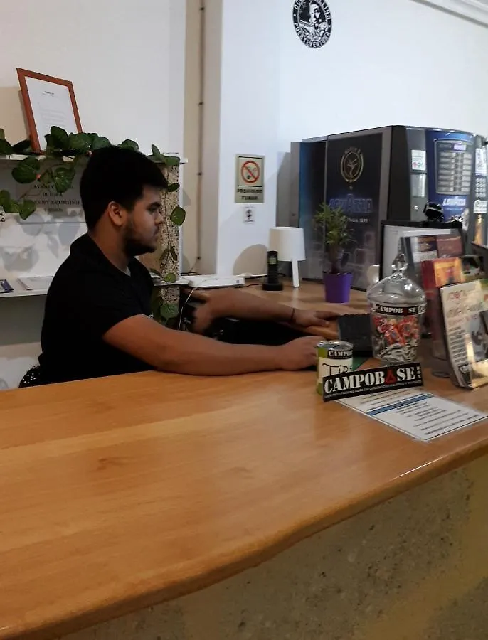 Campobase.Box Hostel El Medano