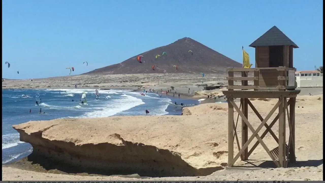 Campobase.Box Hostel El Medano  0*, El Medano (Tenerife)