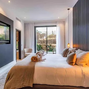 blizz-boutique-hotel-marbella.es-andalucia.com/
